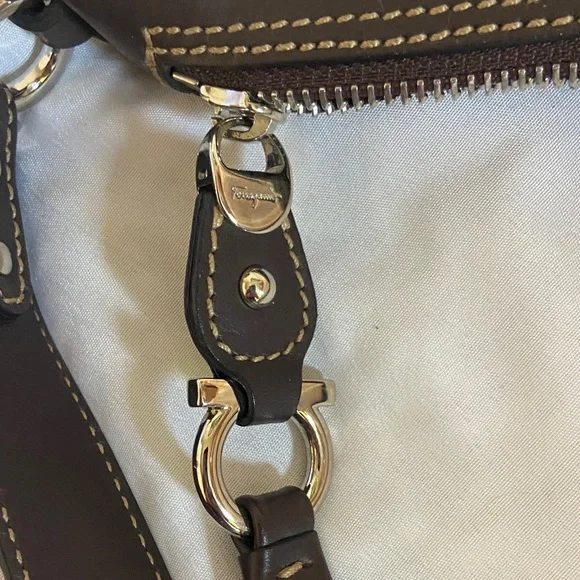 Salvatore Ferragamo Beige and Brown Leopard Shoulder Bag AUTHENTIC - Picture 6 of 7